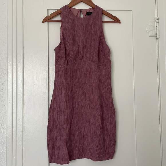 x REVOLVE Portofino Mini Dress in Dusty Mauve
House of Harlow 1960 NWT - Picture 4 of 8